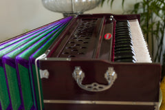 MAHARAJA MUSICALS Harmonium - A440 - 7 Stopper - Mahogany - DB