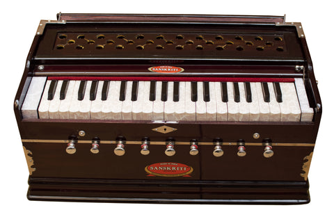 MAHARAJA MUSICALS Harmonium - A440 - 9 Stopper - Mahogany - DC